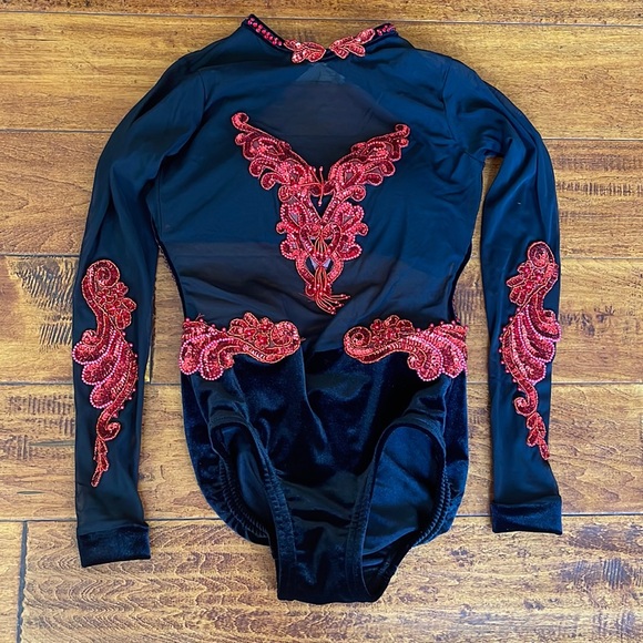Details Dancewear custom black/red leotard size CXL. Never worn - Picture 1 of 9